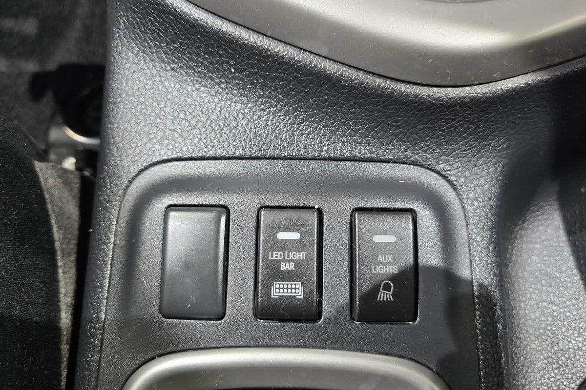 2020 Nissan Navara ST D23 Series 4 4X4