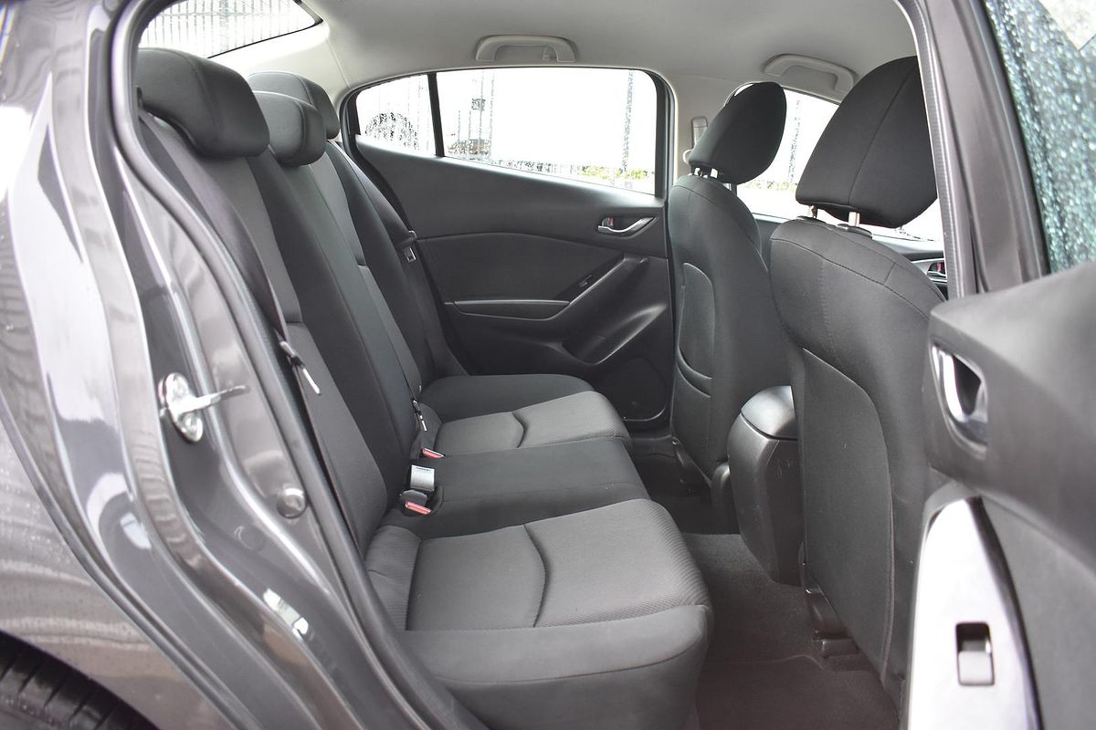 2018 Mazda 3 Neo Sport BN Series