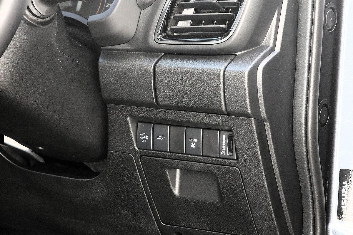 2025 Isuzu MU-X LS-U