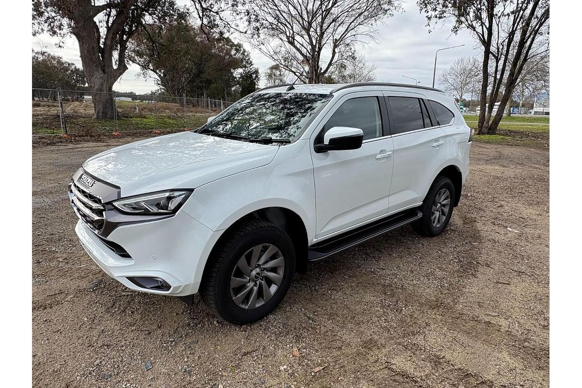 2023 Isuzu MU-X LS-U