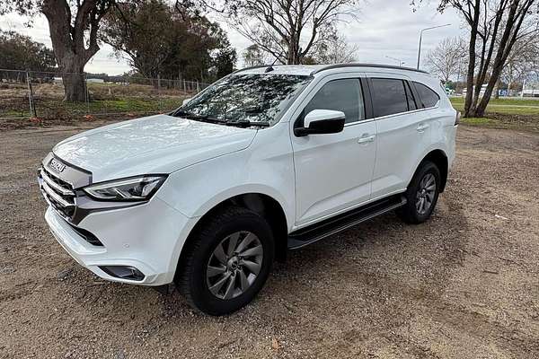2023 Isuzu MU-X LS-U