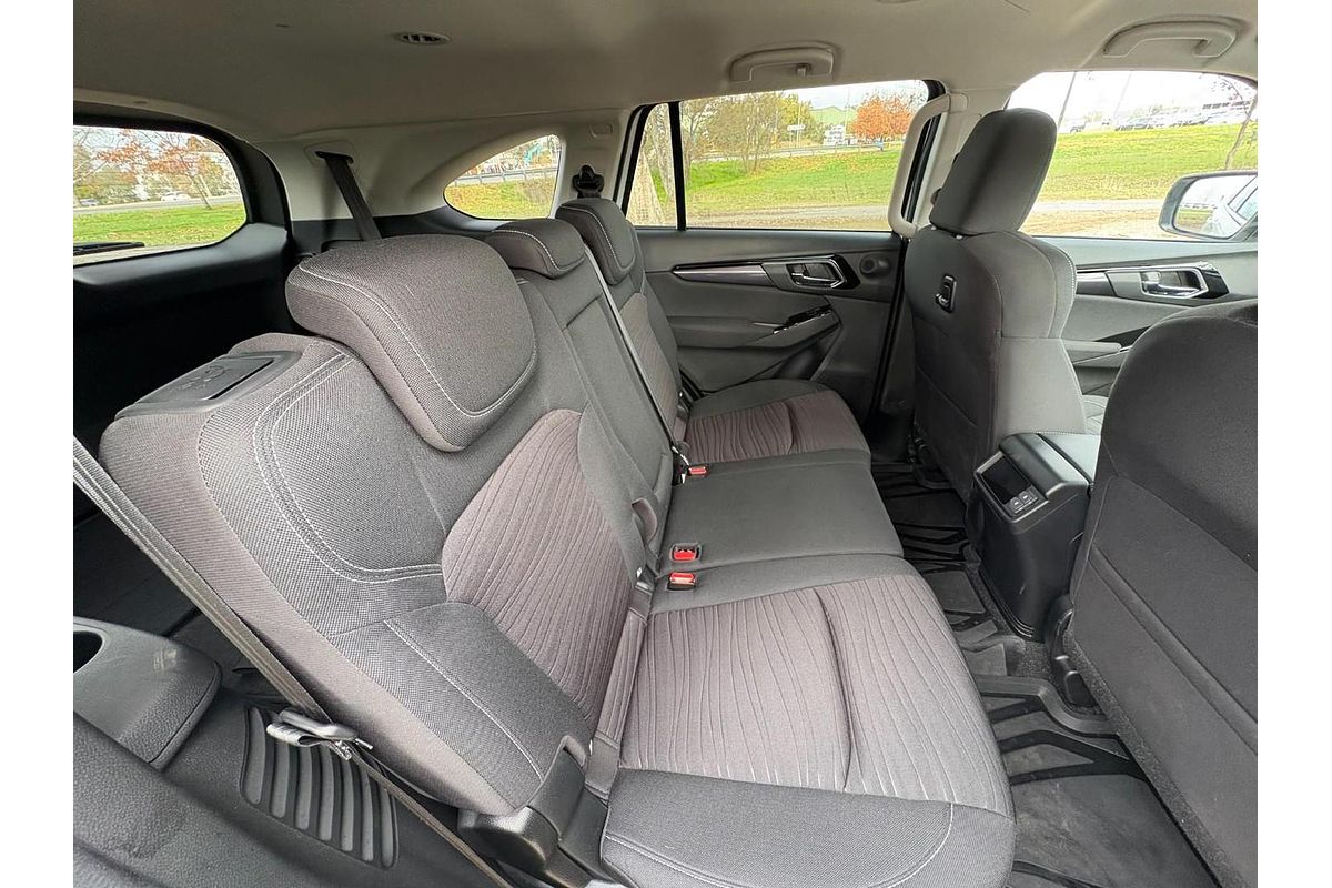 2023 Isuzu MU-X LS-U