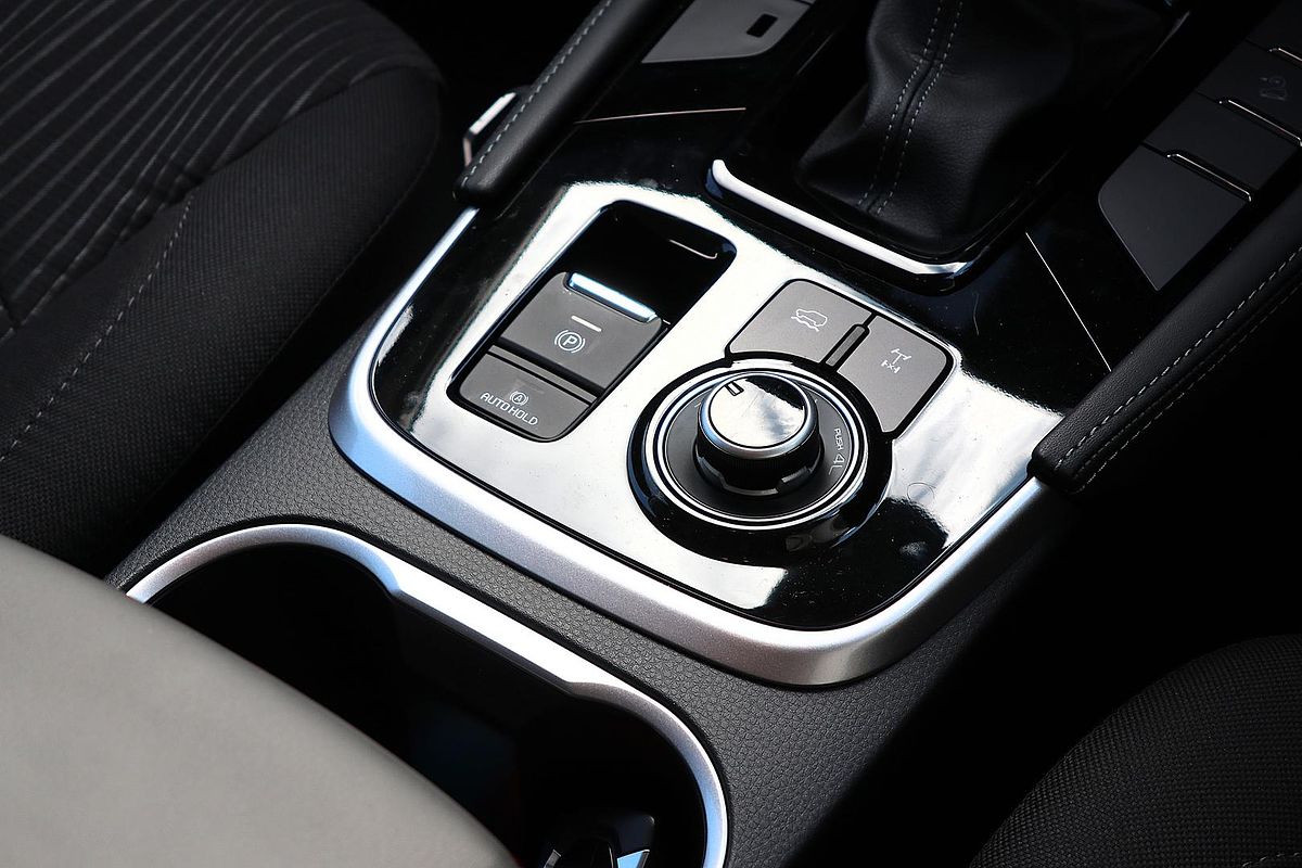 2025 Isuzu MU-X LS-U