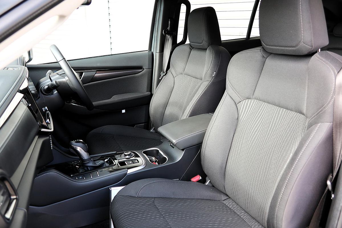 2025 Isuzu MU-X LS-U