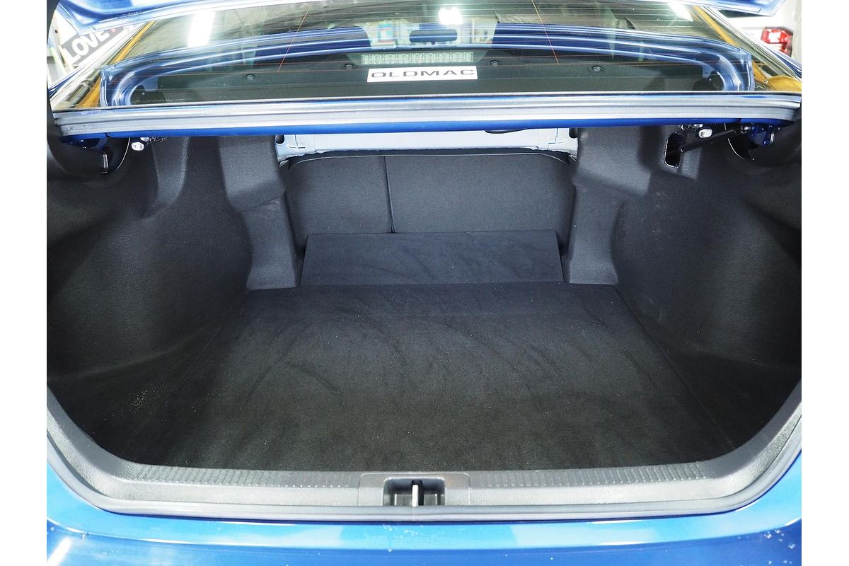 2018 Toyota Camry SX ASV70R