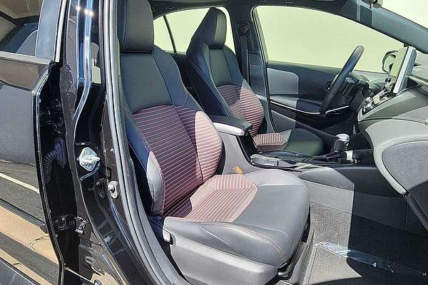 2024 Toyota Corolla XSE