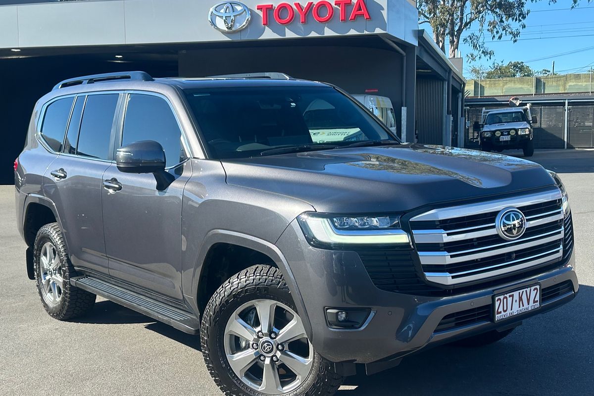 2024 Toyota Landcruiser VX FJA300R