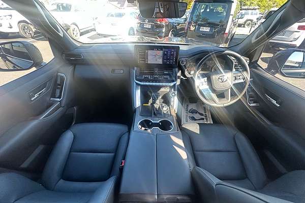 2024 Toyota Landcruiser VX FJA300R