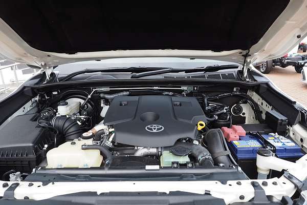 2022 Toyota Hilux SR5 GUN126R 4X4
