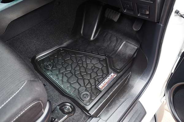 2022 Toyota Hilux SR5 GUN126R 4X4