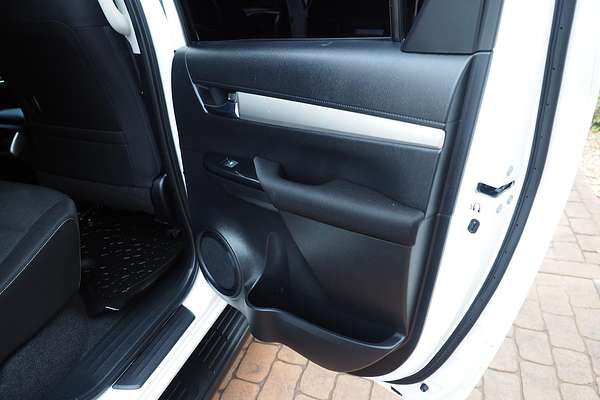 2022 Toyota Hilux SR5 GUN126R 4X4