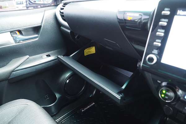 2022 Toyota Hilux SR5 GUN126R 4X4