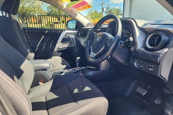 2017 Toyota RAV4 GXL ZSA42R