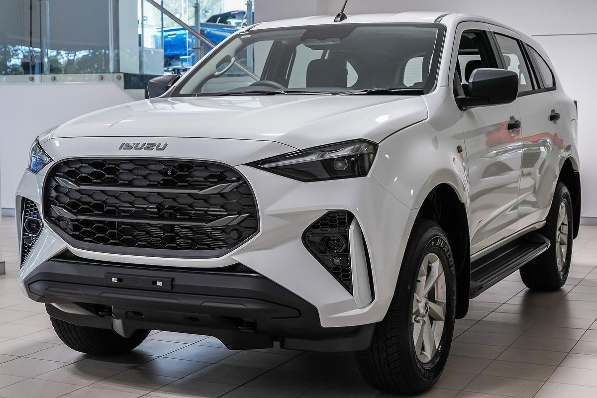 2025 Isuzu MU-X LS-M