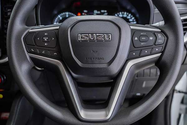 2025 Isuzu MU-X LS-M