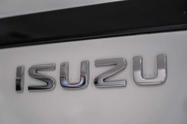 2025 Isuzu MU-X LS-M