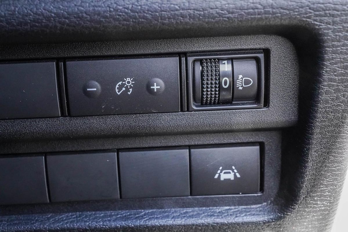 2024 Mitsubishi Outlander ES ZM