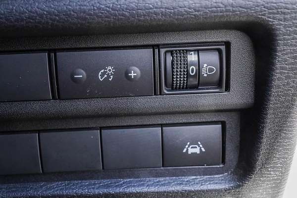 2024 Mitsubishi Outlander ES ZM