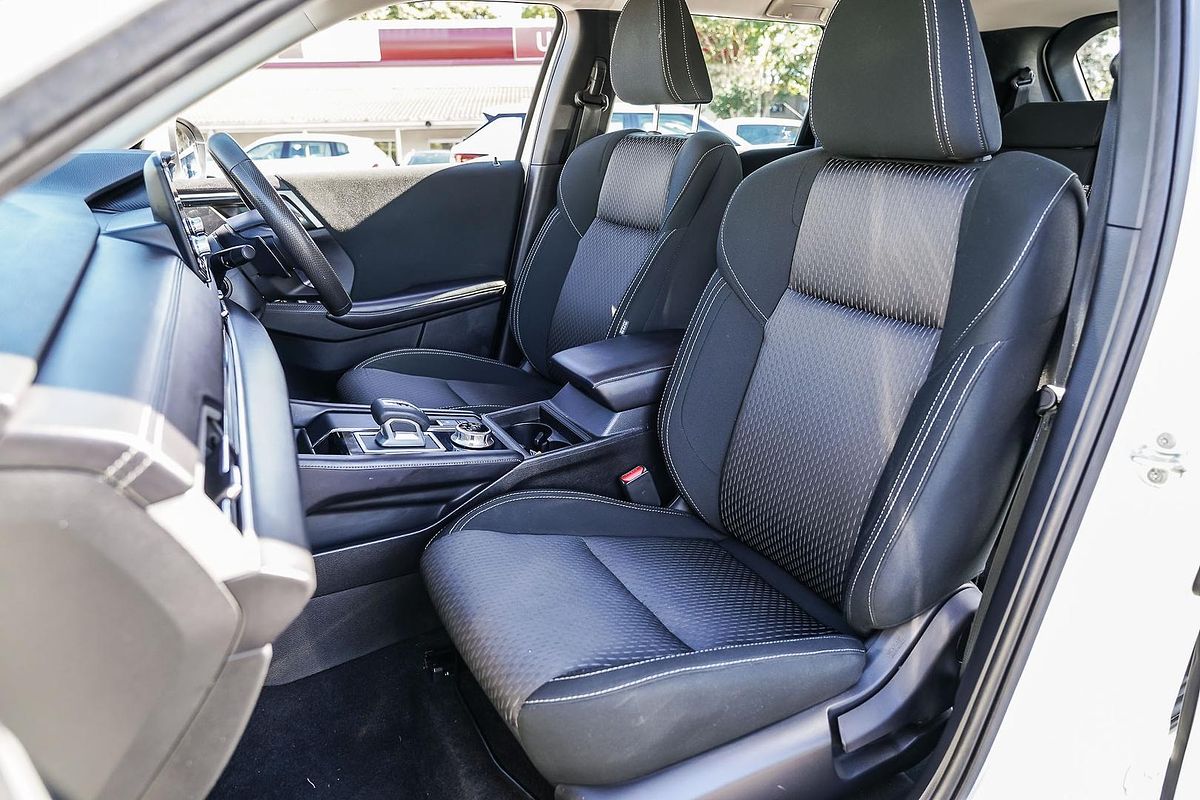 2024 Mitsubishi Outlander ES ZM