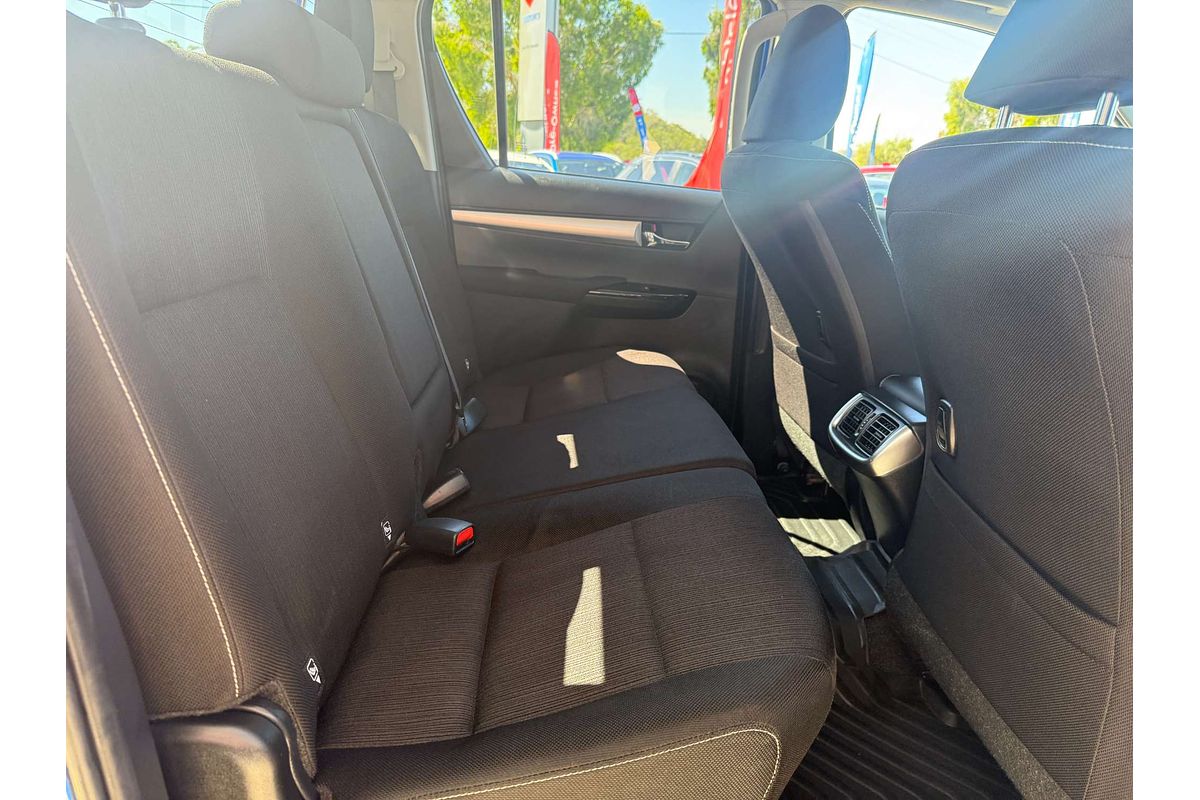 2020 Toyota Hilux SR5 GUN126R 4X4