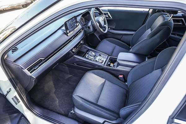 2024 Mitsubishi Outlander ES ZM