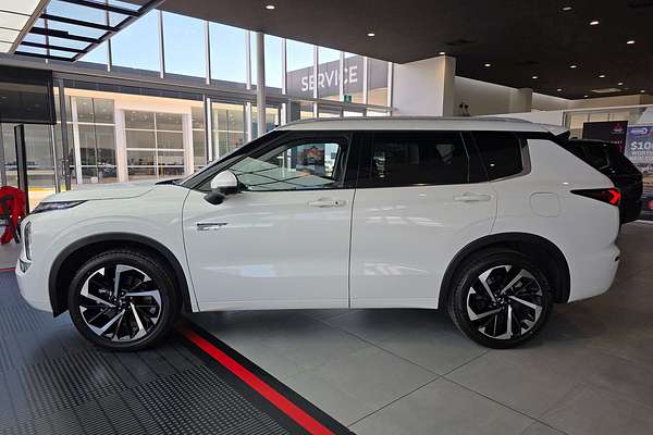 2025 Mitsubishi Outlander PHEV Exceed ZM