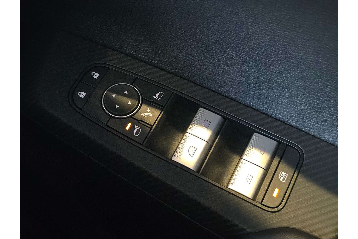 2025 Mitsubishi Outlander PHEV Exceed ZM