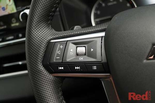 2025 Mitsubishi Outlander LS ZM