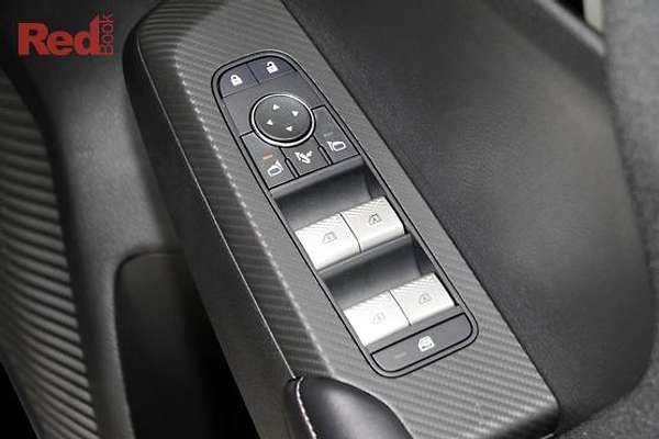 2025 Mitsubishi Outlander LS ZM