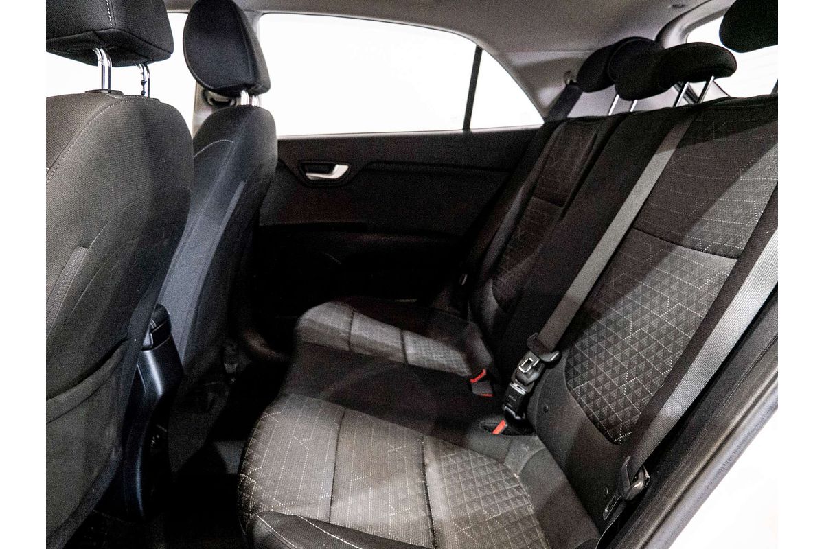 2019 Kia Rio S YB
