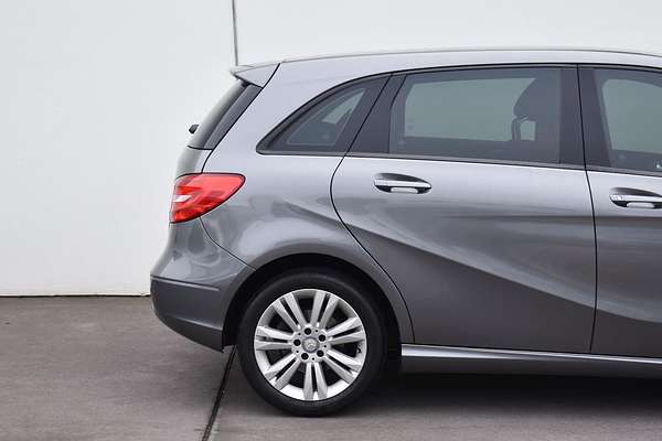 2014 Mercedes-Benz B-Class B180 W246