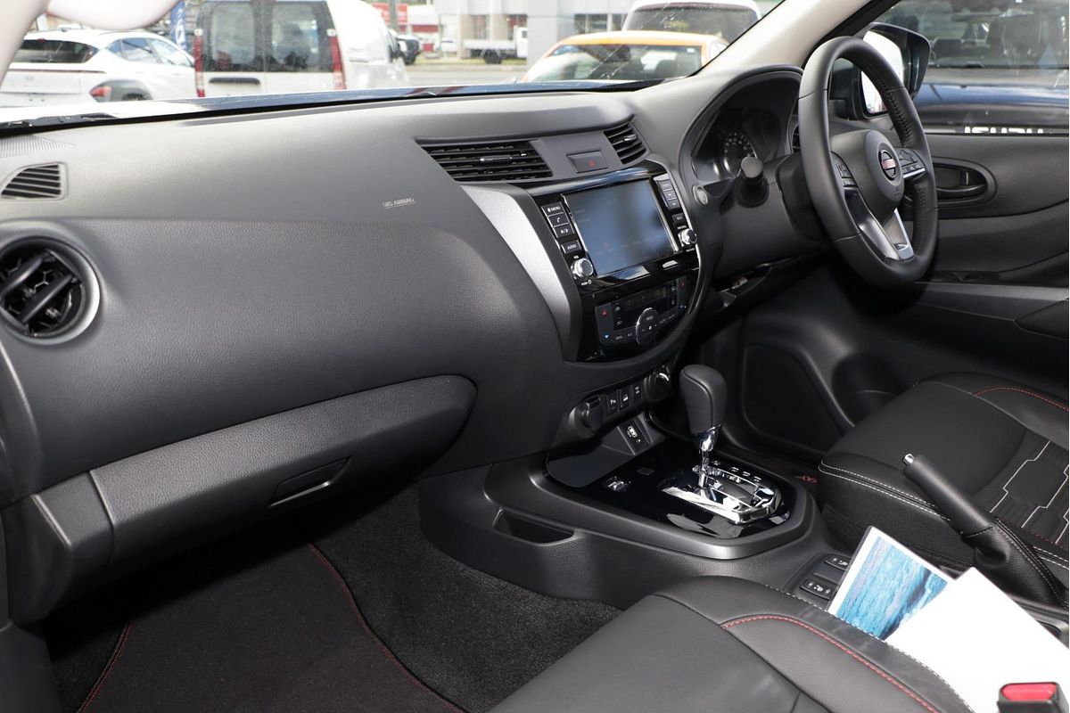 2025 Nissan Navara PRO-4X Warrior D23 4X4