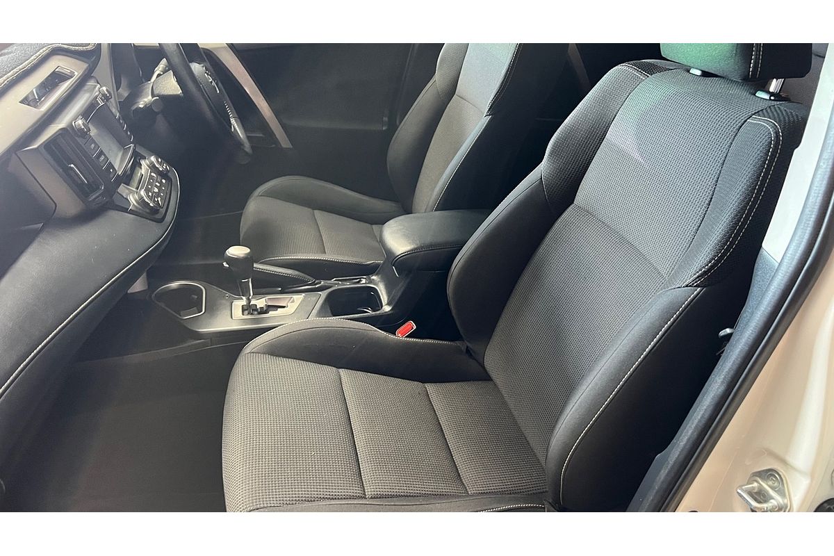 2016 Toyota RAV4 GXL ASA44R