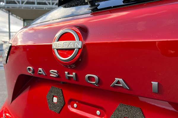 2025 Nissan QASHQAI N-DESIGN e-POWER J12
