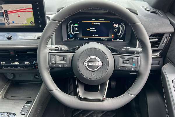 2025 Nissan QASHQAI N-DESIGN e-POWER J12