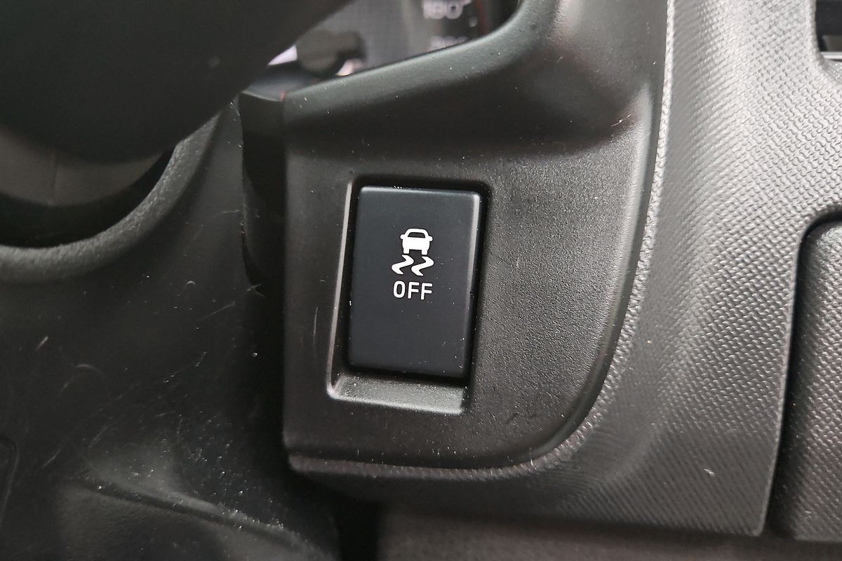 2018 Isuzu D-MAX SX 4X4