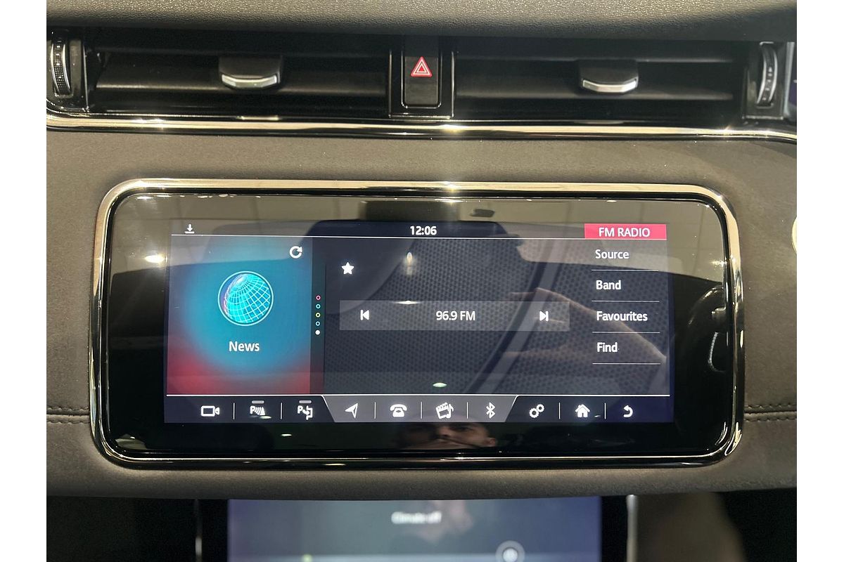 2019 Land Rover Range Rover Evoque P300 R-Dynamic SE L551