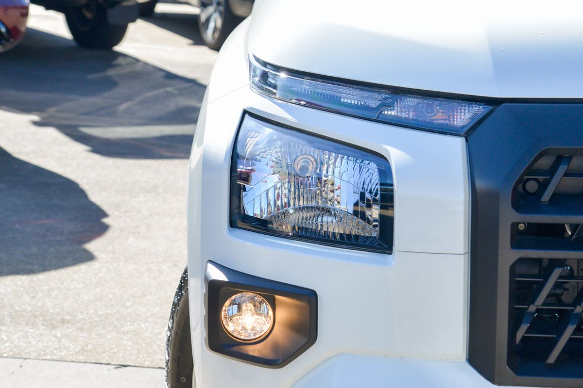 2024 Mitsubishi Triton GLX+ MV 4X4