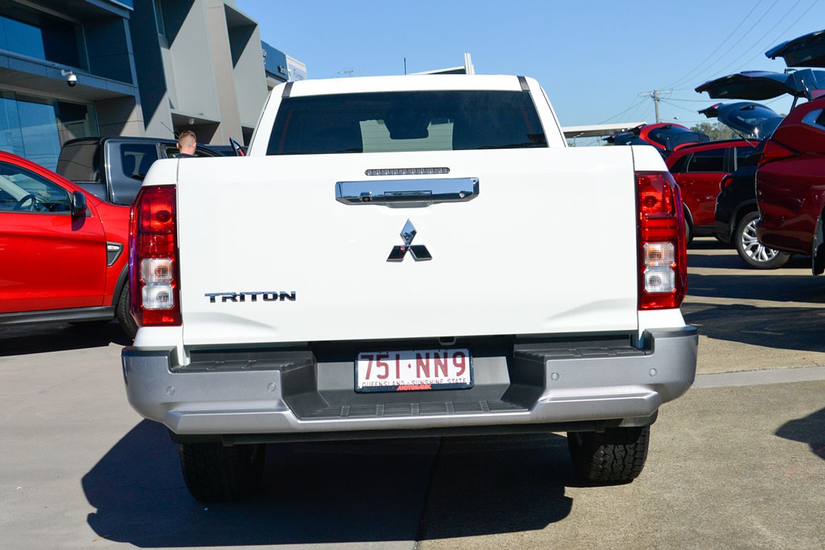2024 Mitsubishi Triton GLX+ MV 4X4