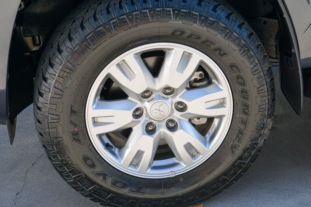 2024 Mitsubishi Triton GLX+ MV 4X4