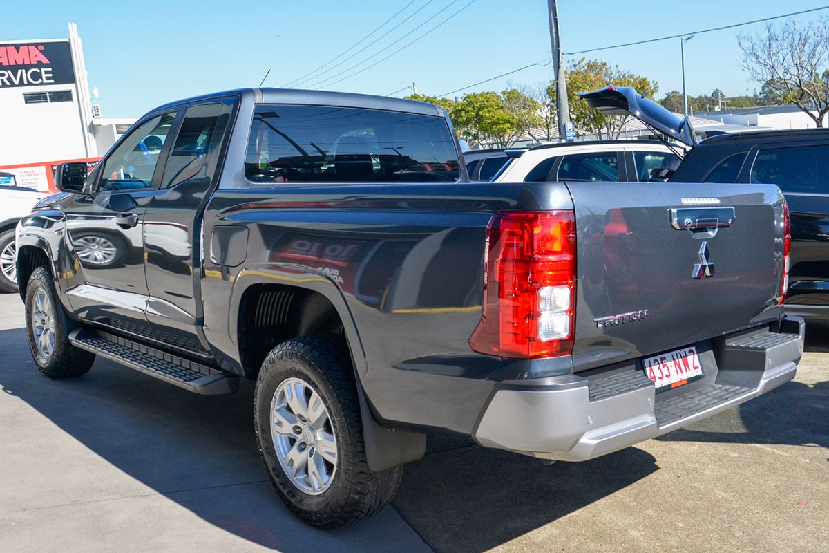 2024 Mitsubishi Triton GLX+ MV 4X4