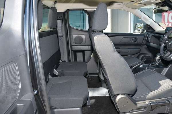 2024 Mitsubishi Triton GLX+ MV 4X4