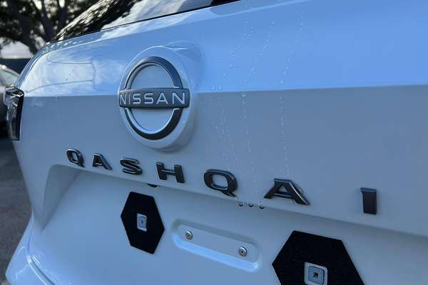 2024 Nissan QASHQAI Ti J12
