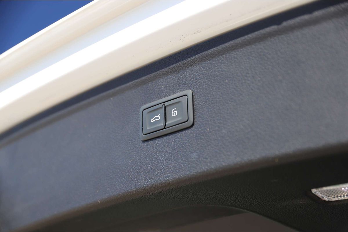 2020 Audi Q5 40 TDI sport FY