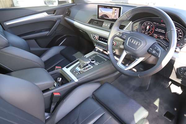 2020 Audi Q5 40 TDI sport FY