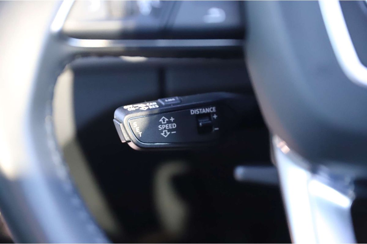 2020 Audi Q5 40 TDI sport FY