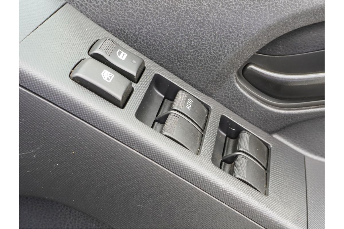 2020 Isuzu D-MAX SX High Ride Rear Wheel Drive