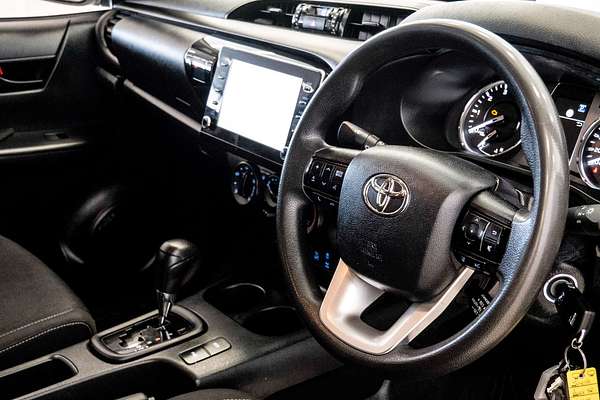 2022 Toyota Hilux SR GUN126R 4X4
