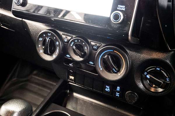 2022 Toyota Hilux SR GUN126R 4X4