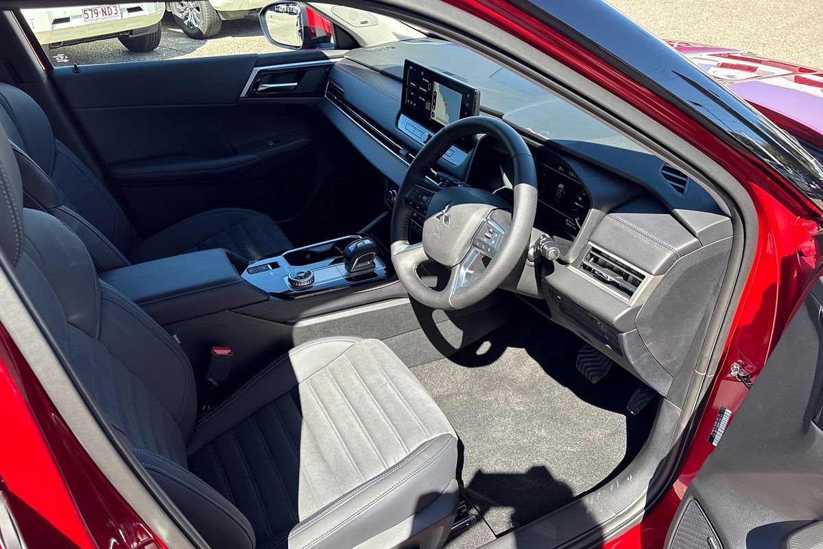 2025 Mitsubishi Outlander Aspire ZM
